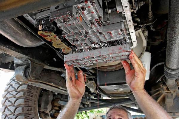 Как самостоятельно снять коробку на автомобиле